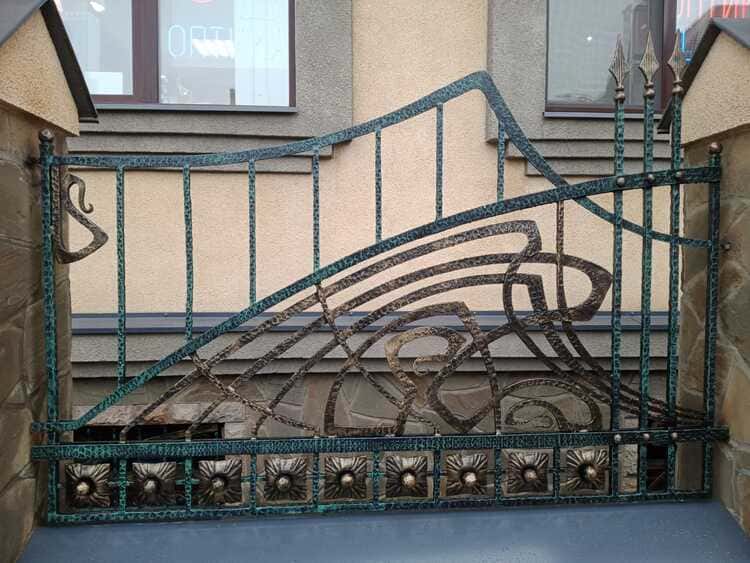Подъемно-секционные ворота Лыткарино